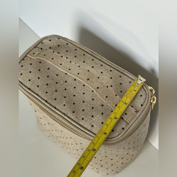 Kate Spade “out to lunch” Tote Bag - Picture 9 of 9